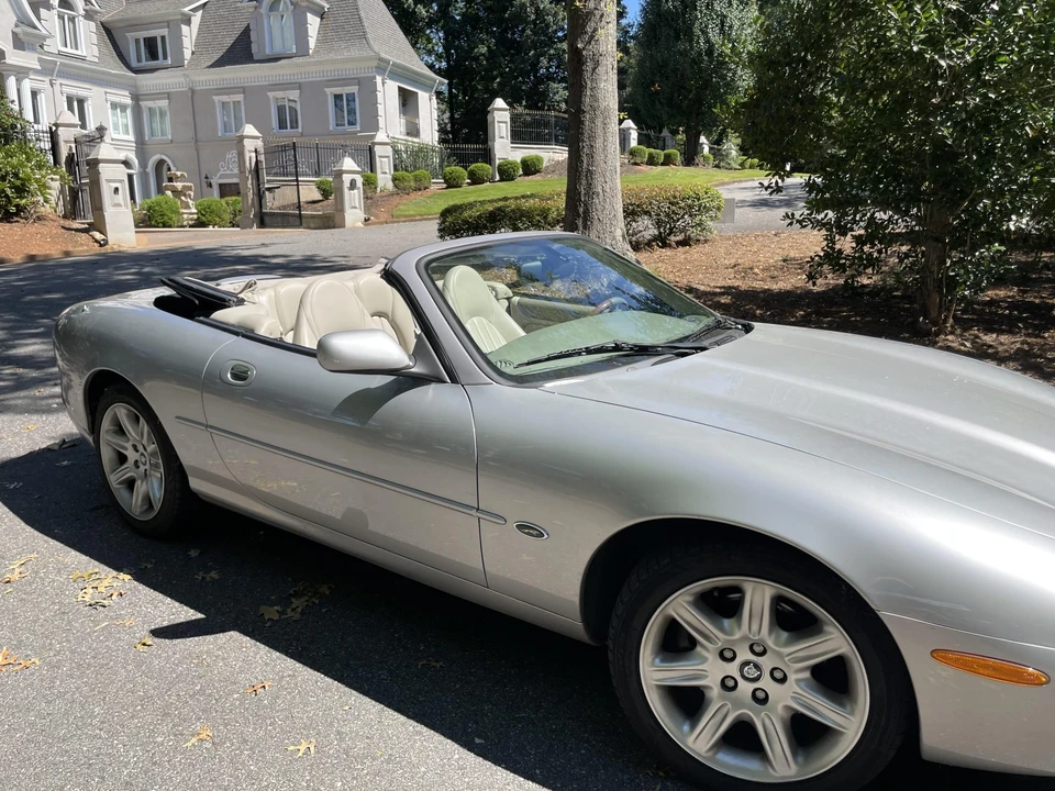 2000 Jaguar X100 XK8 - Image 22 of 31