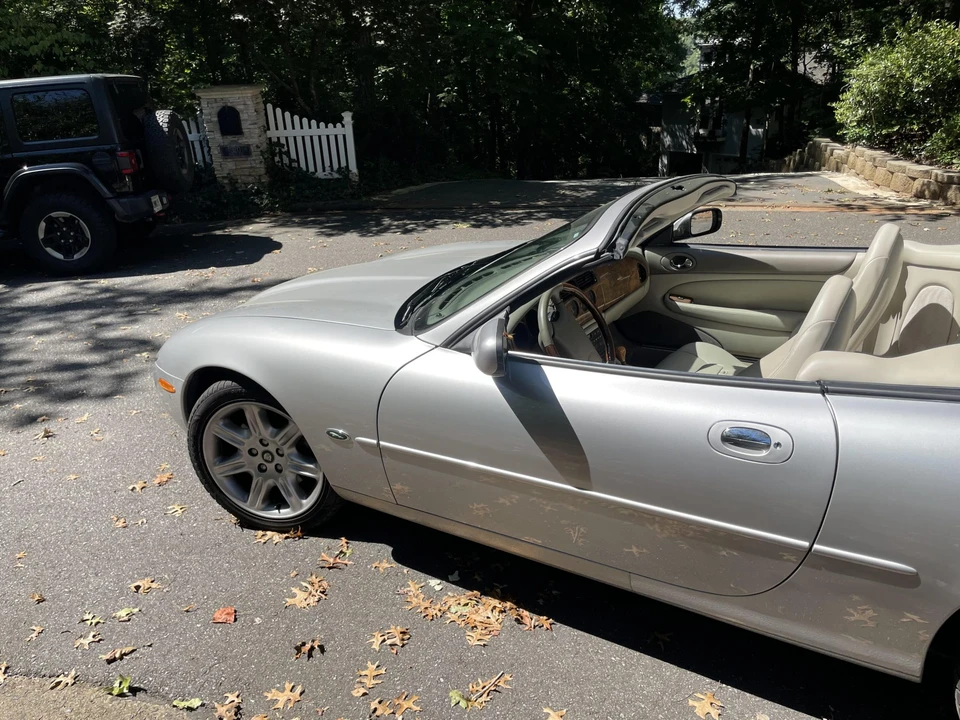2000 Jaguar X100 XK8 - Image 17 of 31