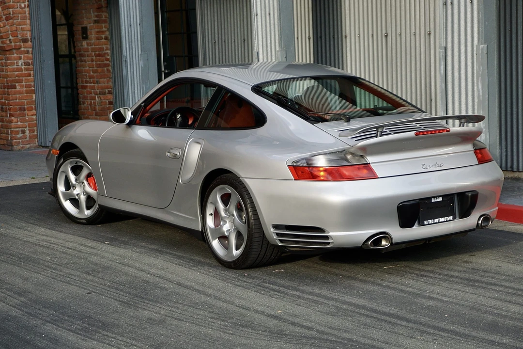 2001 Porsche 996 Turbo - Image 11 of 31