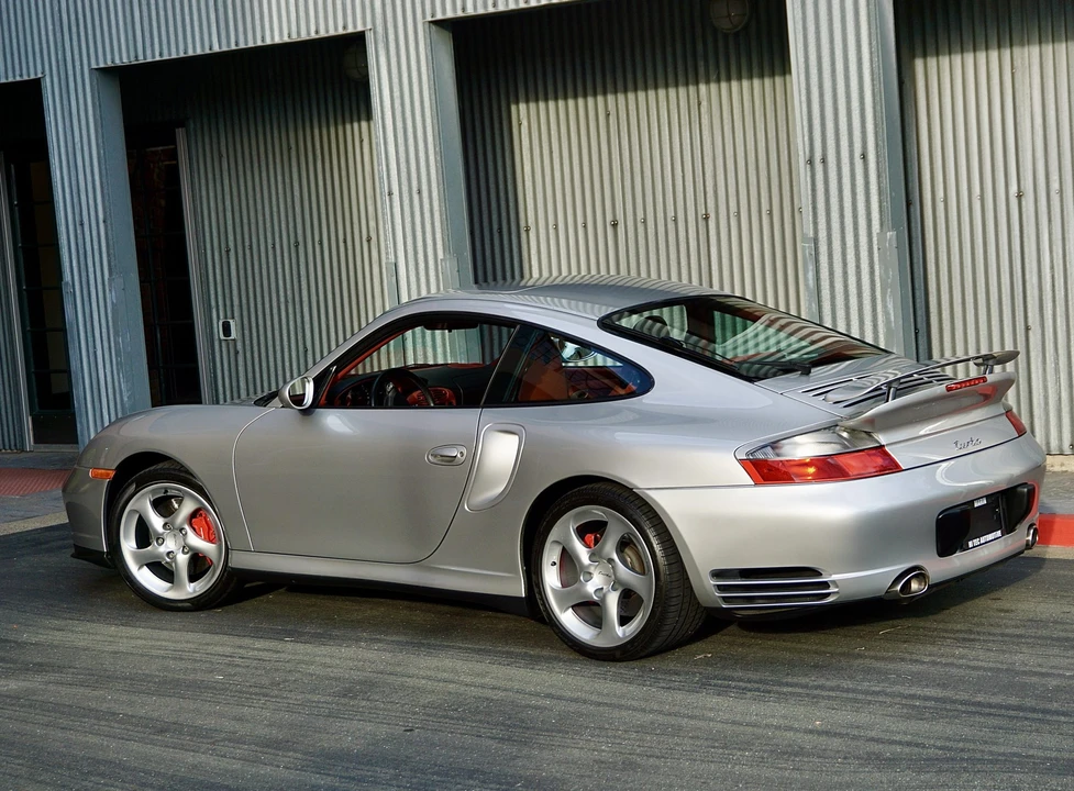 2001 Porsche 996 Turbo - Image 8 of 31