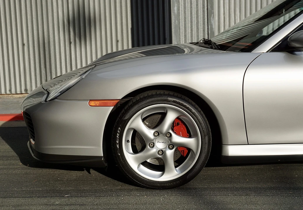 2001 Porsche 996 Turbo - Image 28 of 31