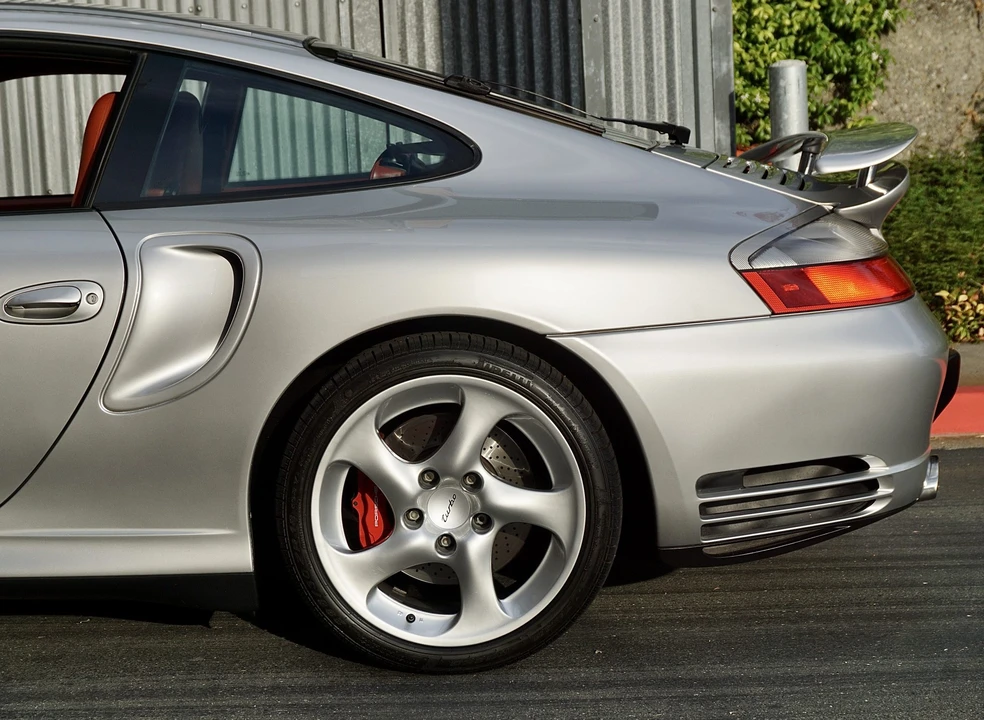 2001 Porsche 996 Turbo - Image 30 of 31