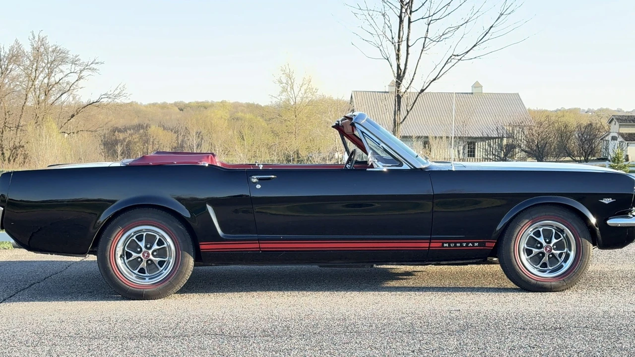 1966 Ford Mustang 1st Gen (1964.5-1966) - Image 12 of 31