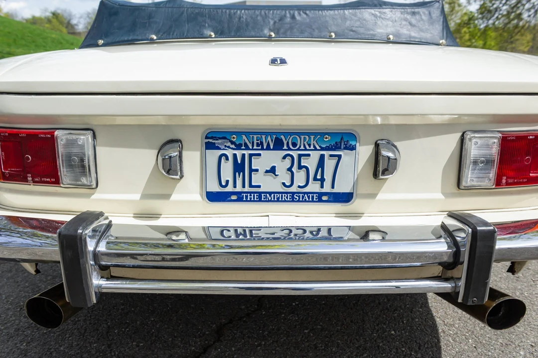 1975 Jensen Interceptor - Image 22 of 31