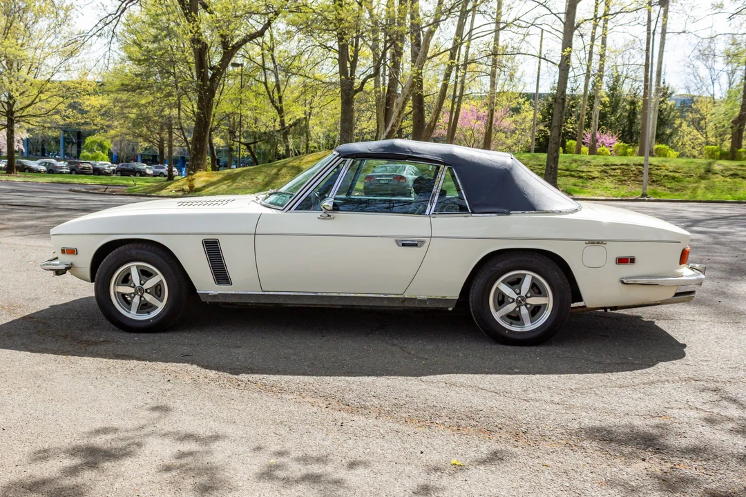 1975 Jensen Interceptor - Image 17 of 31