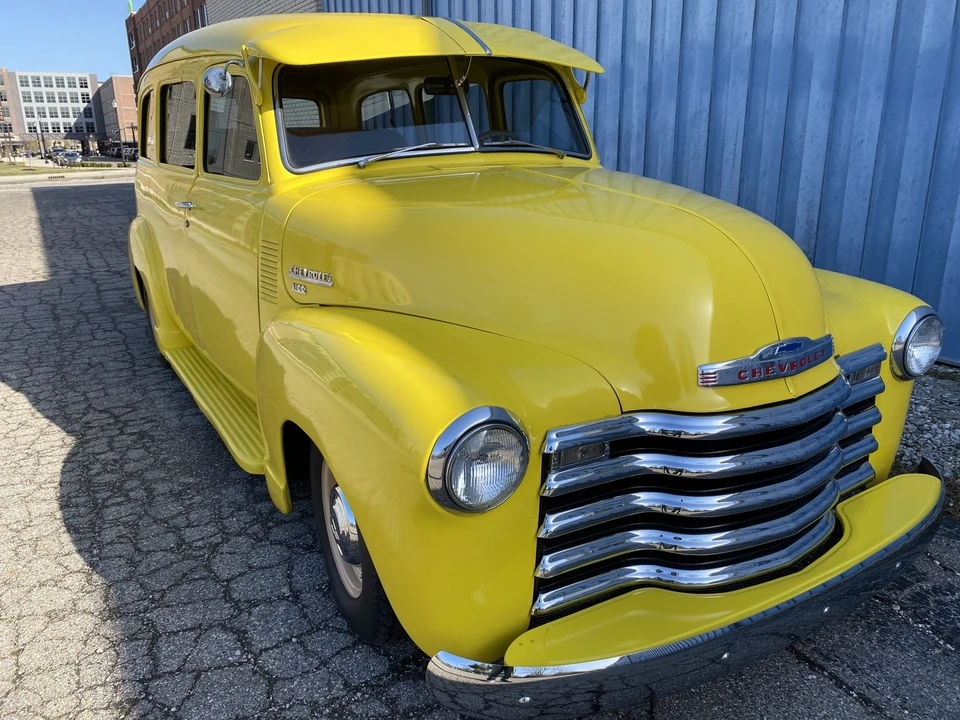 1950 Chevrolet Suburban 3rd Gen - Image 5 of 31