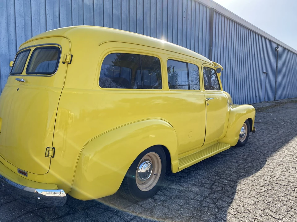 1950 Chevrolet Suburban 3rd Gen - Image 17 of 31