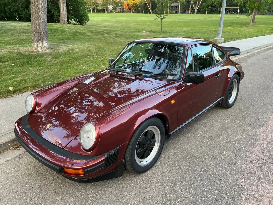 1986 Porsche 911 Carrera 3.2 - Image 2 of 31