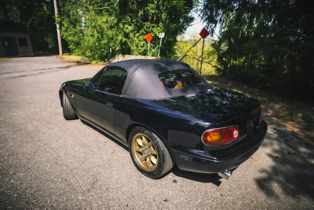 1994 Mazda NA MX-5 Miata - Image 19 of 31
