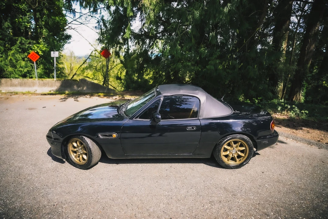 1994 Mazda NA MX-5 Miata - Image 17 of 31