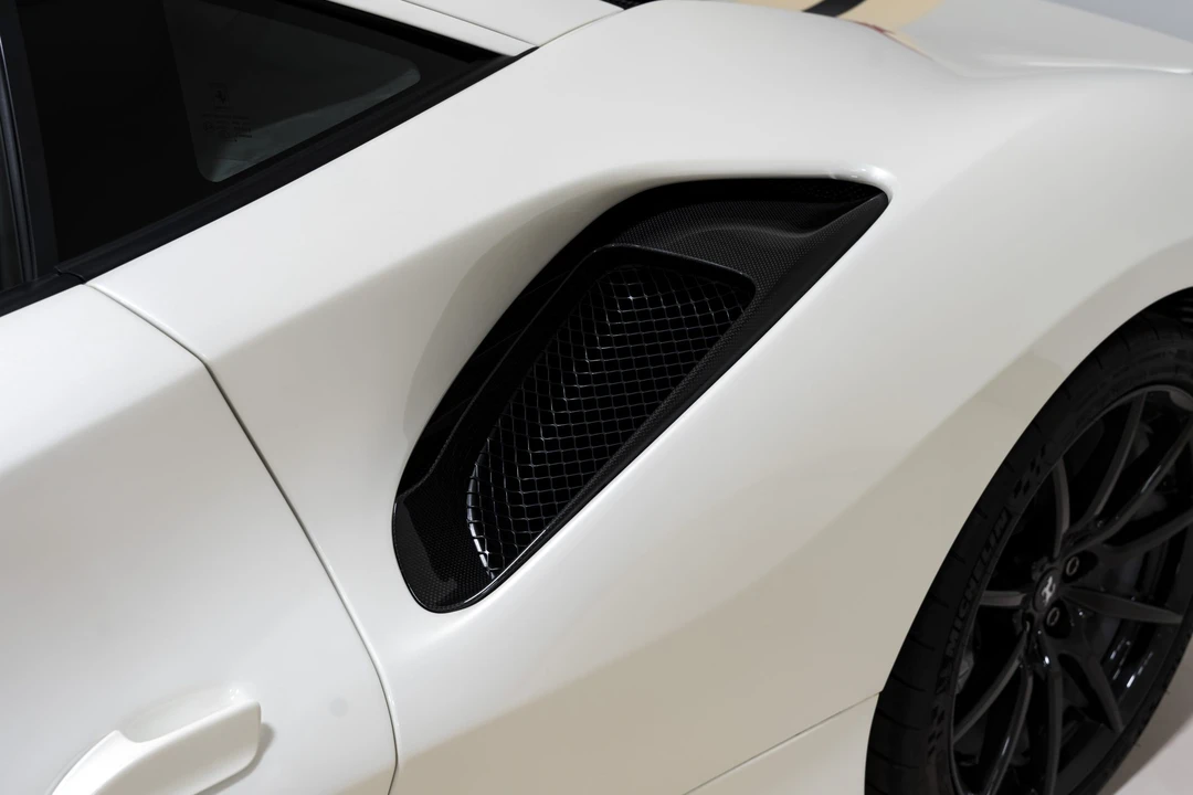 2019 Ferrari 488 Pista - Image 22 of 31