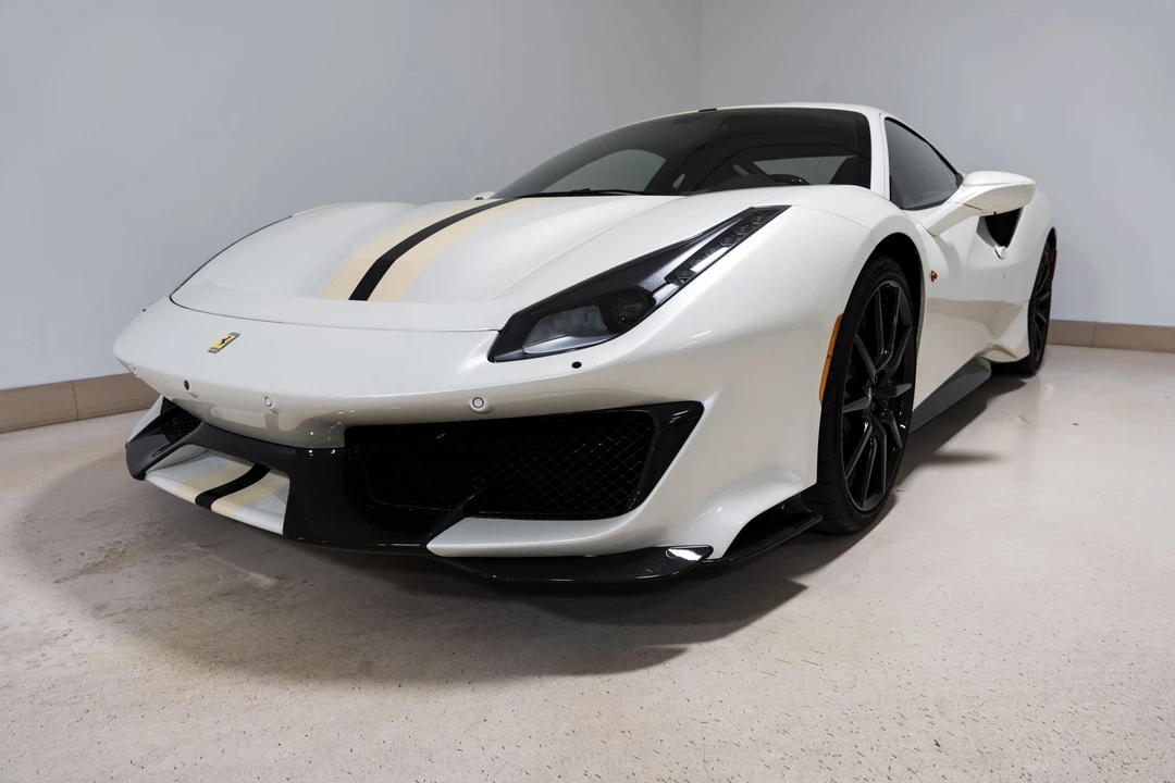2019 Ferrari 488 Pista - Image 2 of 31