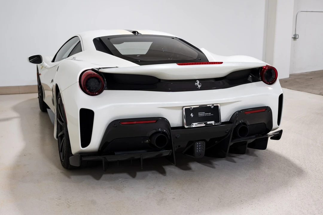2019 Ferrari 488 Pista - Image 10 of 31