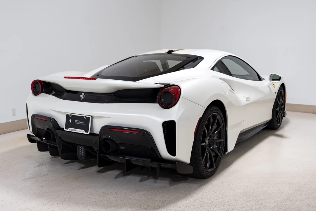 2019 Ferrari 488 Pista - Image 7 of 31