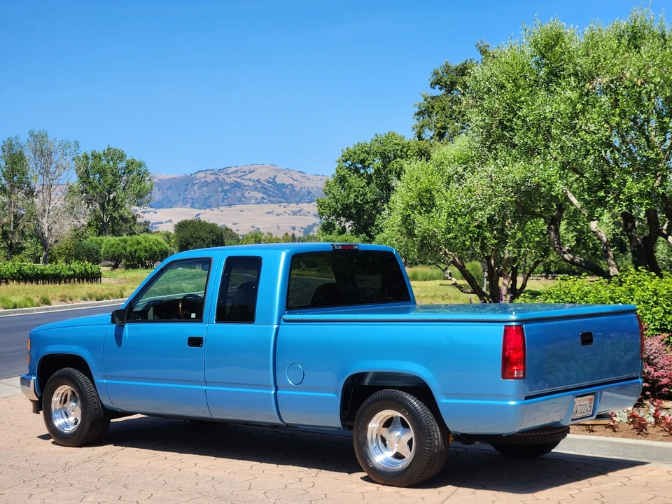 1994 GMC Sierra 1st Gen - Image 17 of 31