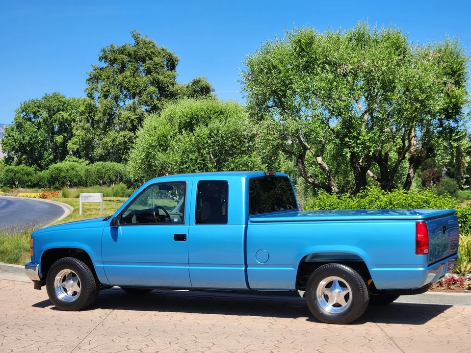 1994 GMC Sierra 1st Gen - Image 14 of 31