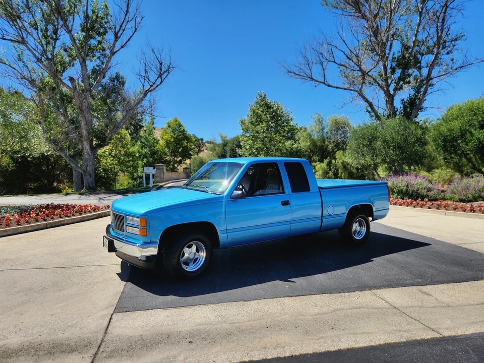 1994 GMC Sierra 1st Gen - Image 11 of 31