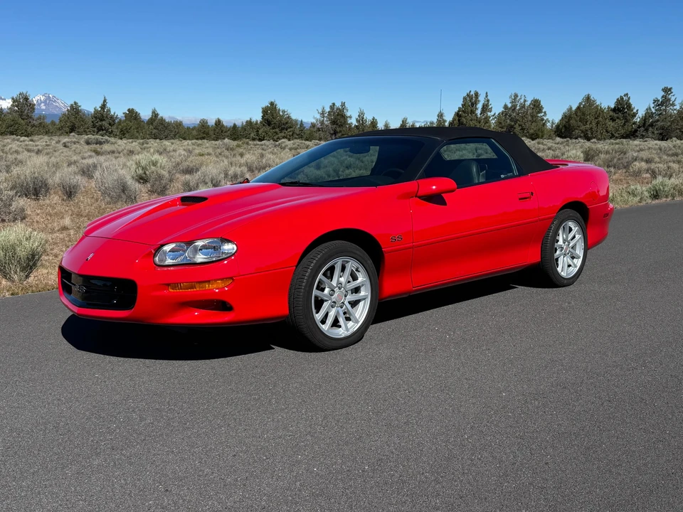 2002 Chevrolet Camaro SS 4th Gen - Image 9 of 31