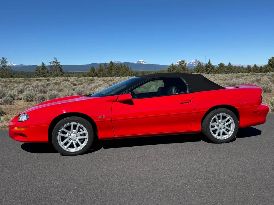 2002 Chevrolet Camaro SS 4th Gen - Image 12 of 31