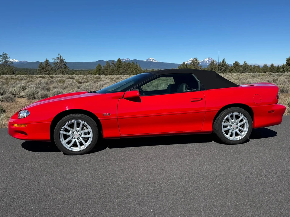2002 Chevrolet Camaro SS 4th Gen - Image 13 of 31