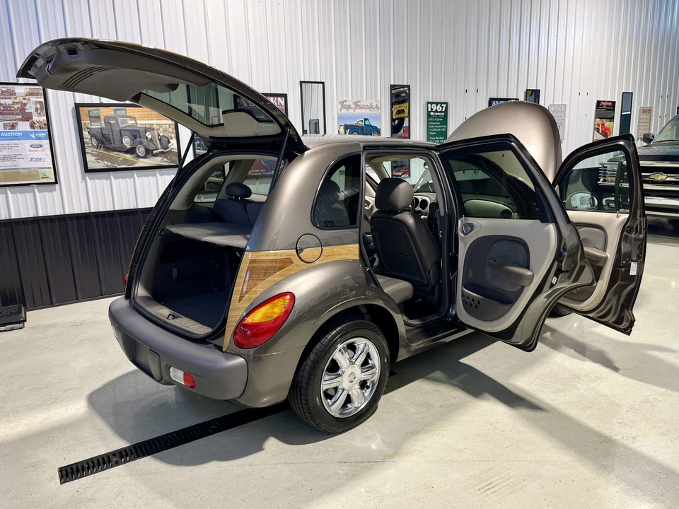 2002 Chrysler PT Cruiser - Image 17 of 31