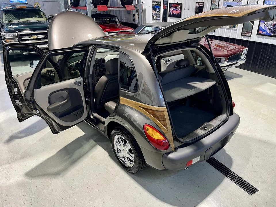 2002 Chrysler PT Cruiser - Image 16 of 31
