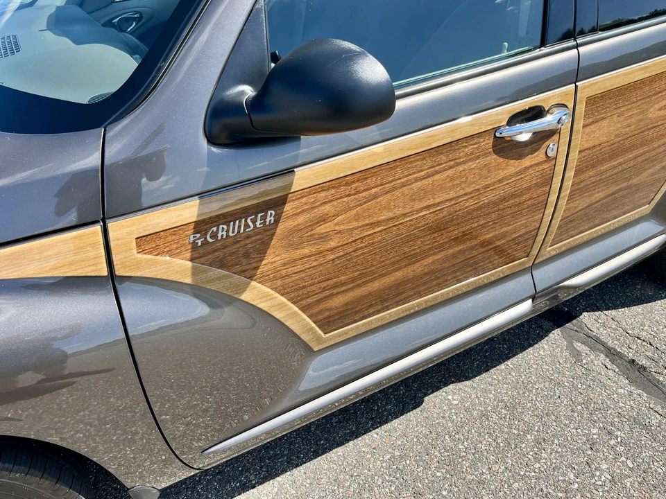2002 Chrysler PT Cruiser - Image 25 of 31
