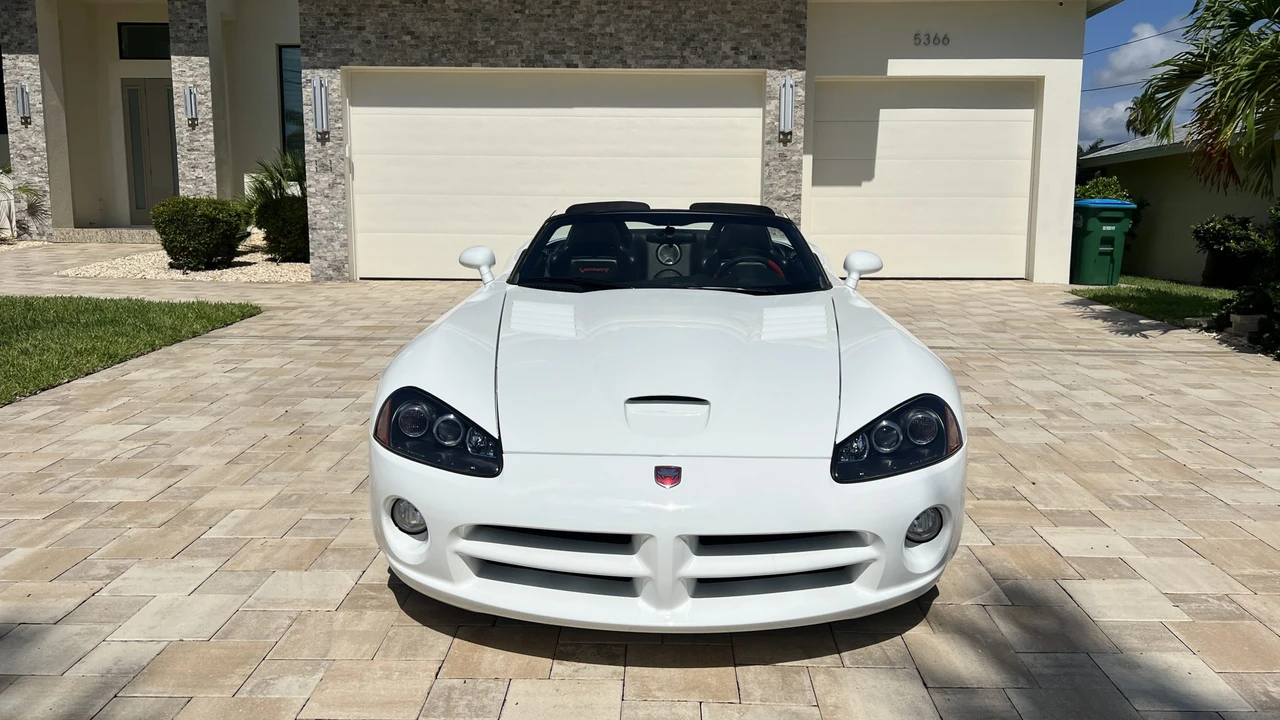 2004 Dodge Viper 3rd Gen - Image 14 of 31