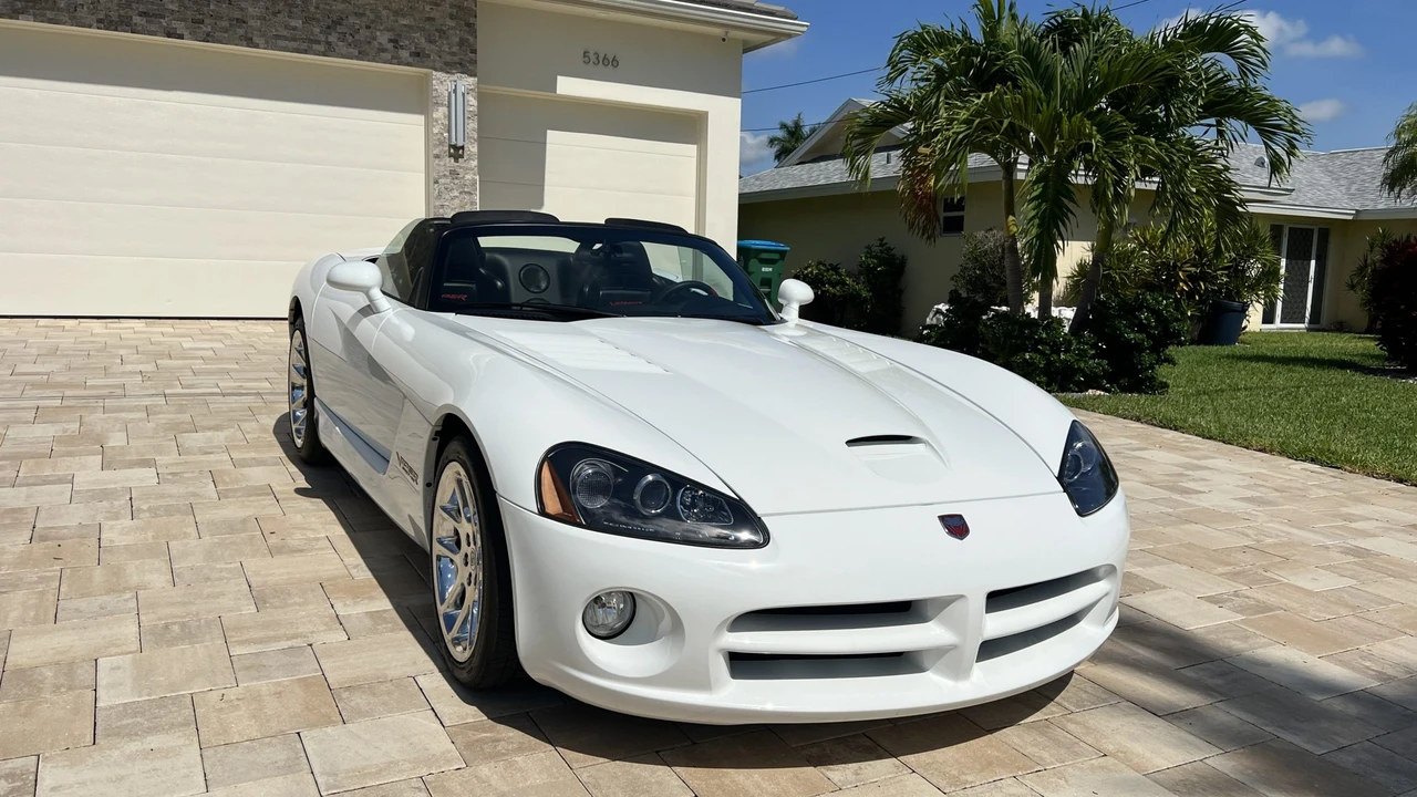 2004 Dodge Viper 3rd Gen - Image 13 of 31