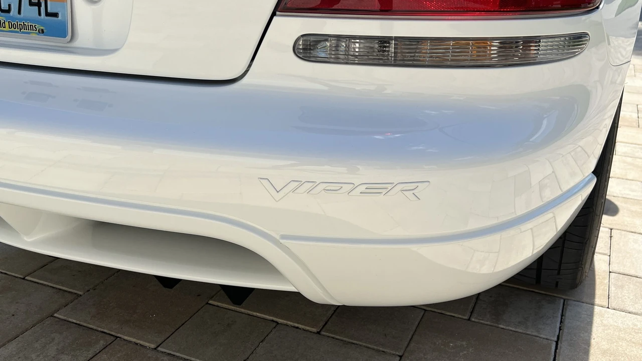 2004 Dodge Viper 3rd Gen - Image 24 of 31