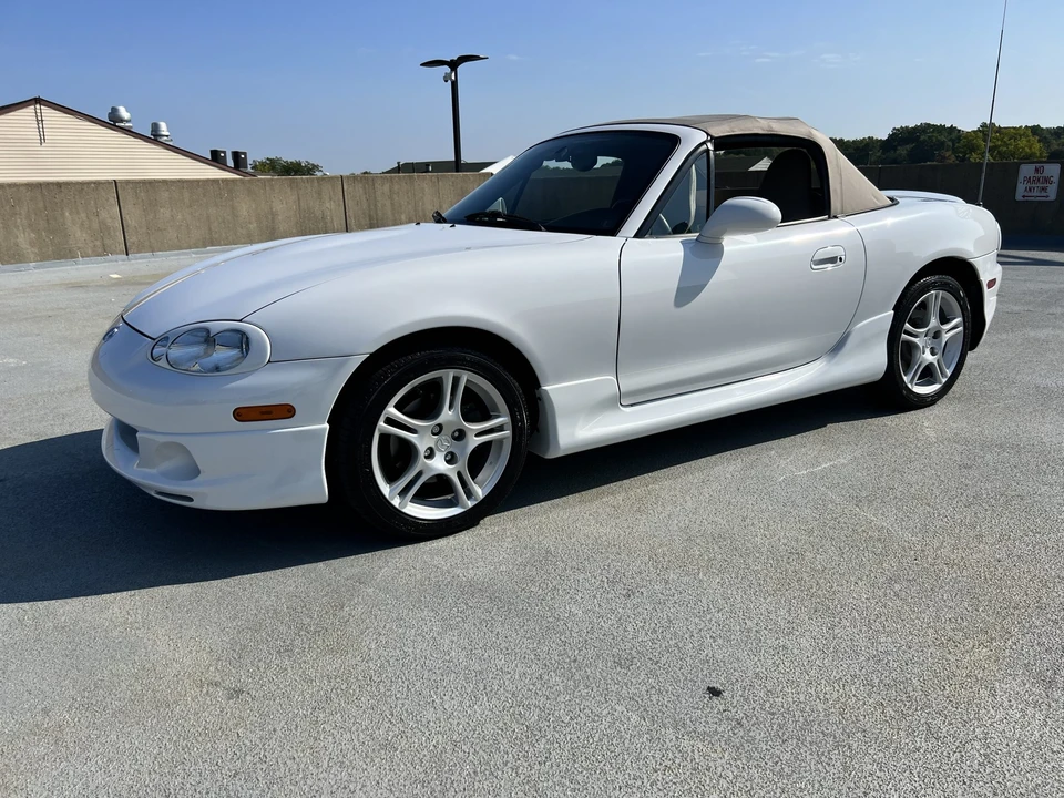 2004 Mazda NB MX-5 Miata - Image 26 of 31