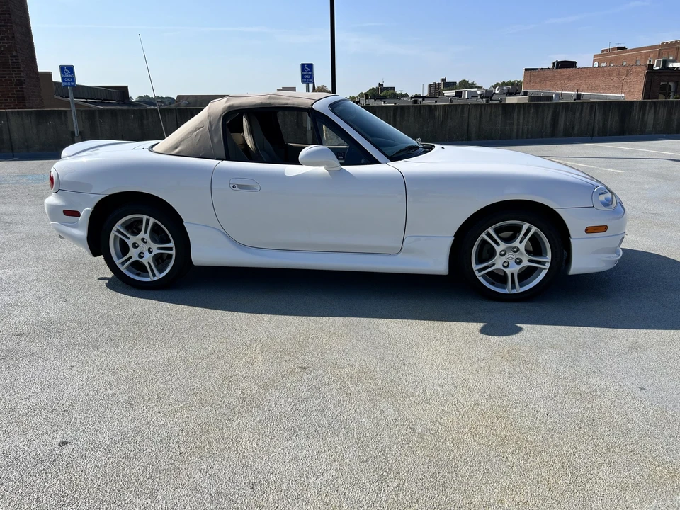 2004 Mazda NB MX-5 Miata - Image 31 of 31