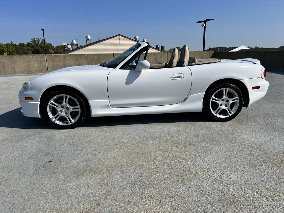 2004 Mazda NB MX-5 Miata - Image 25 of 31
