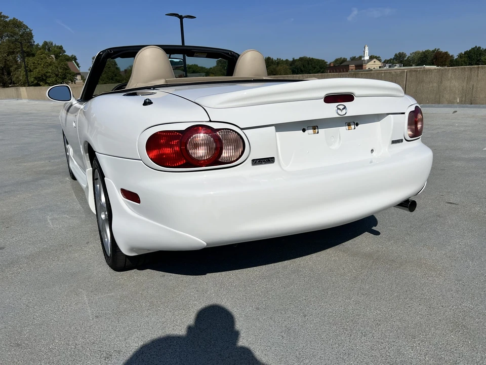 2004 Mazda NB MX-5 Miata - Image 20 of 31