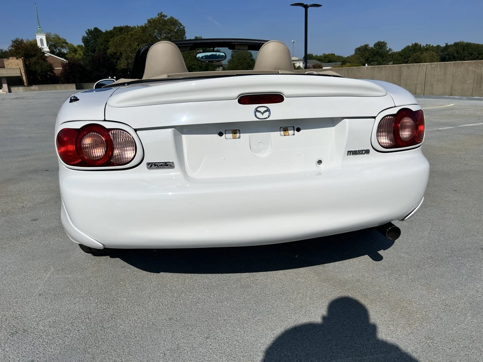 2004 Mazda NB MX-5 Miata - Image 19 of 31