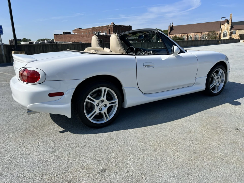 2004 Mazda NB MX-5 Miata - Image 15 of 31