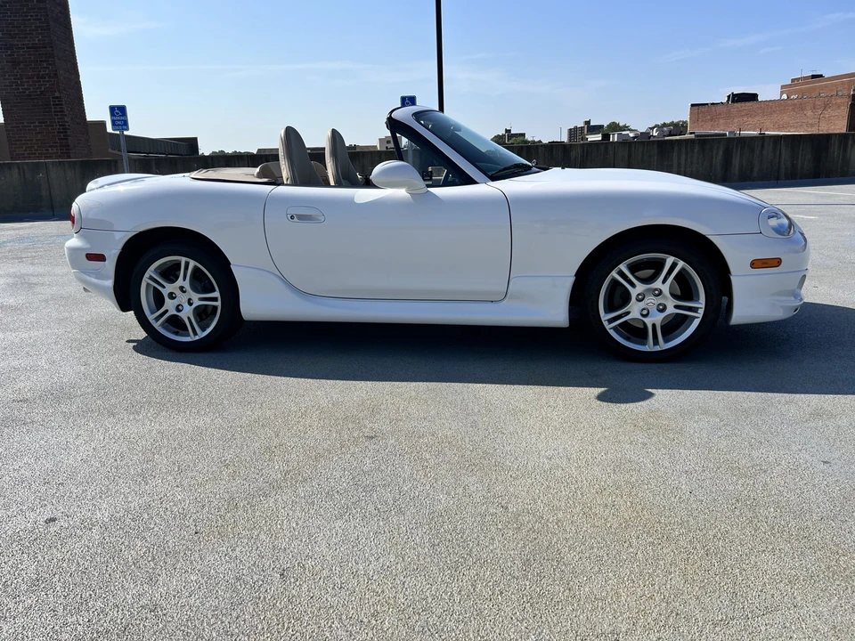 2004 Mazda NB MX-5 Miata - Image 12 of 31