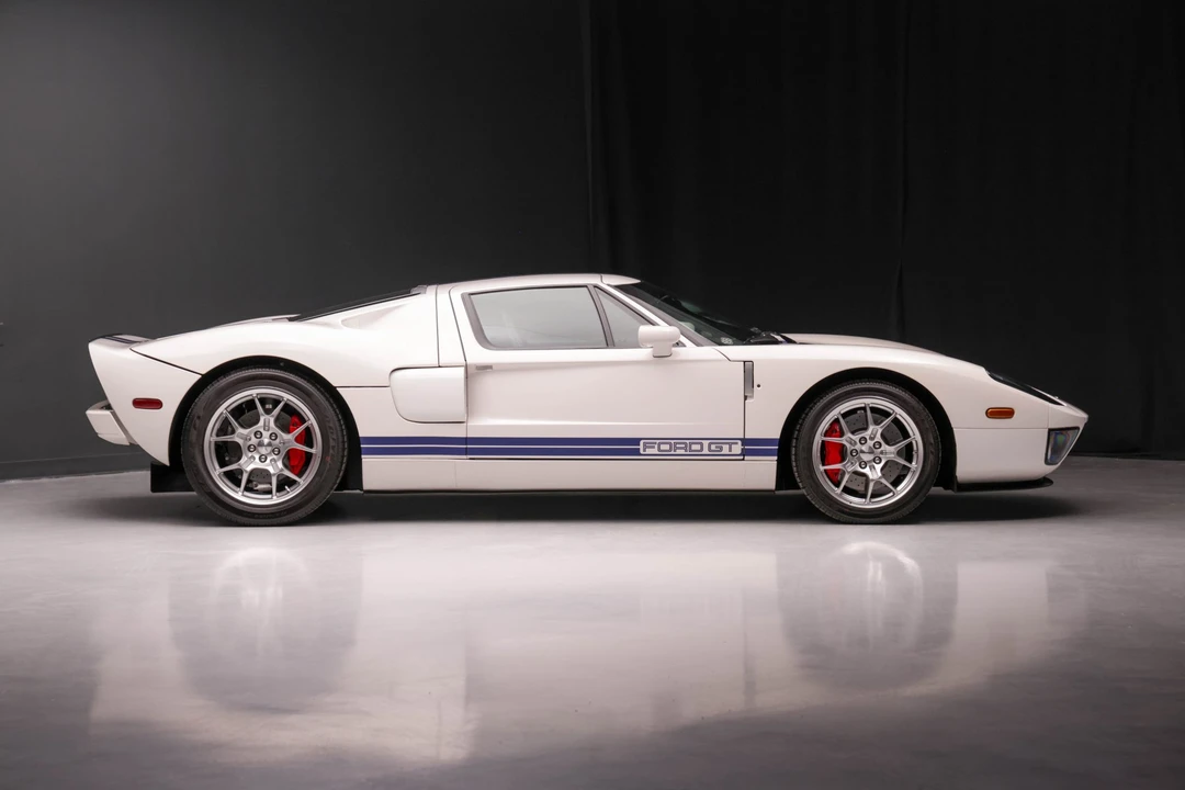 2005 Ford GT 1st Gen - Image 8 of 31