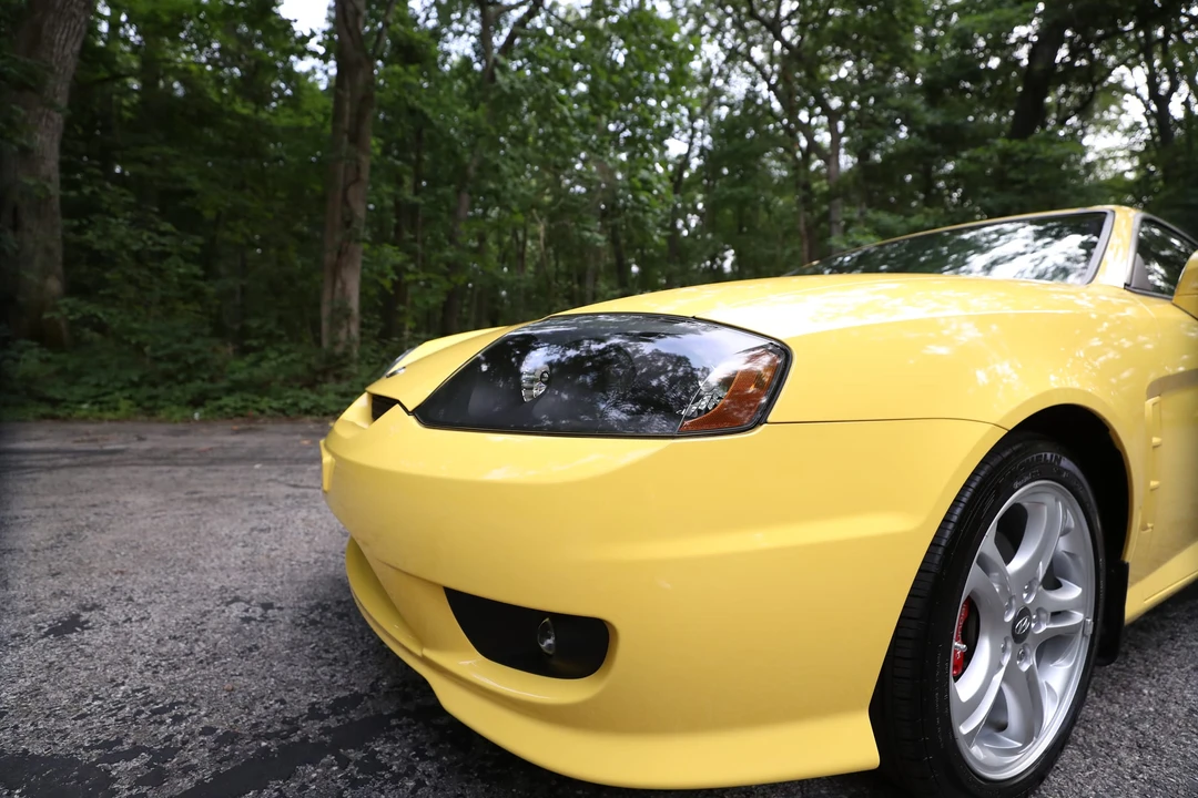 2005 Hyundai Tiburon - Image 14 of 31