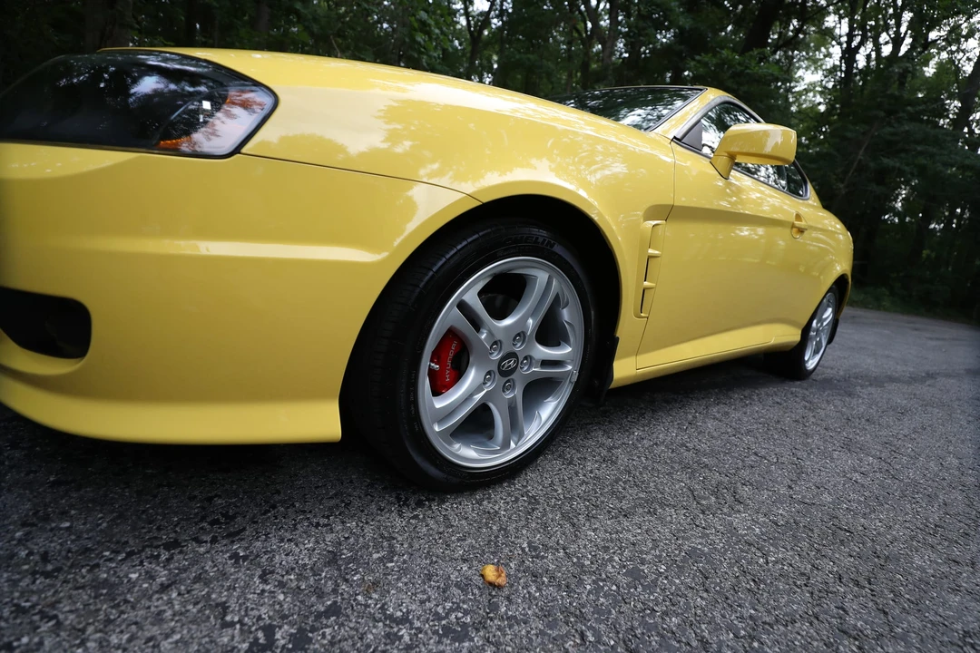 2005 Hyundai Tiburon - Image 17 of 31