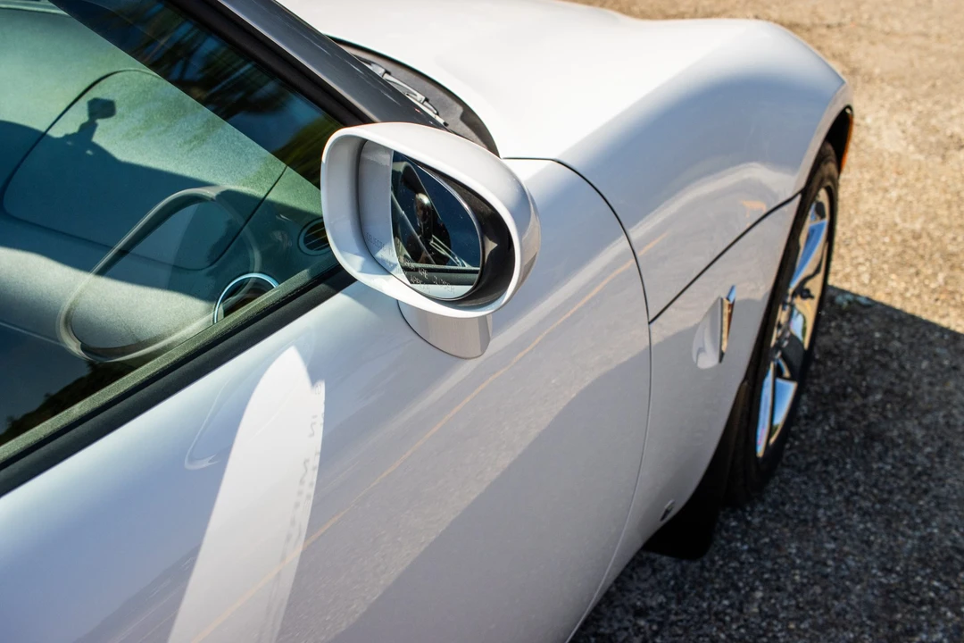 2009 Pontiac Solstice GXP - Image 15 of 31