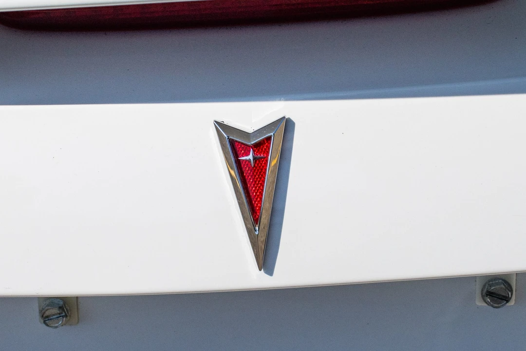 2009 Pontiac Solstice GXP - Image 26 of 31