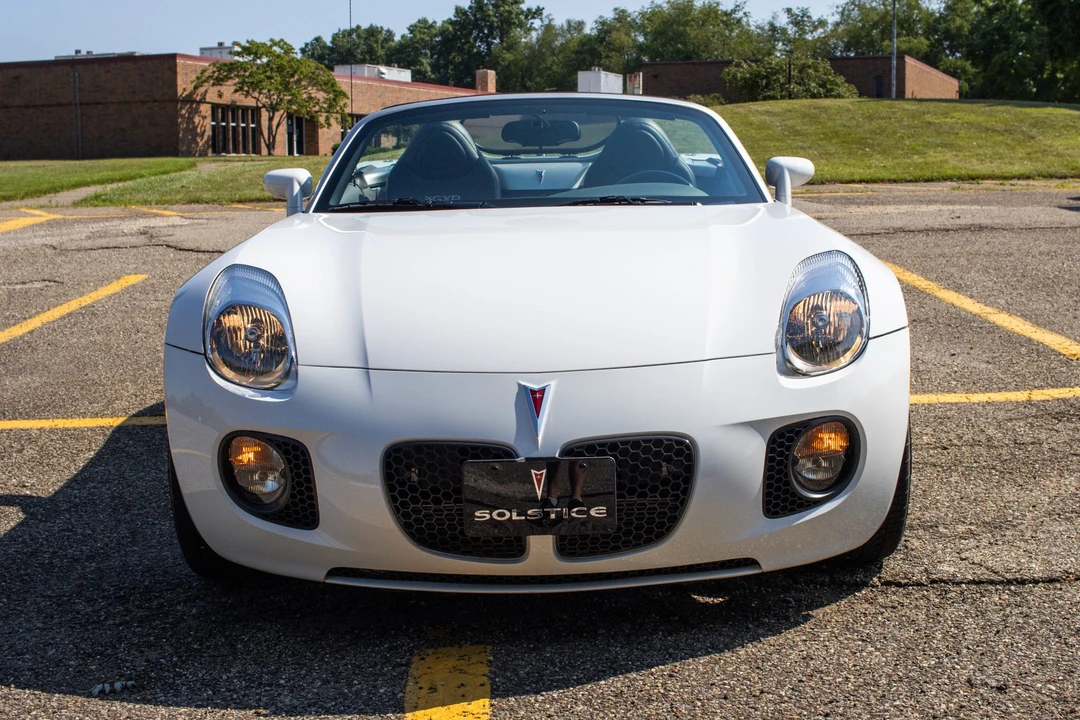 2009 Pontiac Solstice GXP - Image 6 of 31