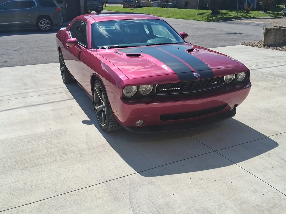 2010 Dodge Challenger SRT8 & 392 3rd Gen - Image 11 of 31