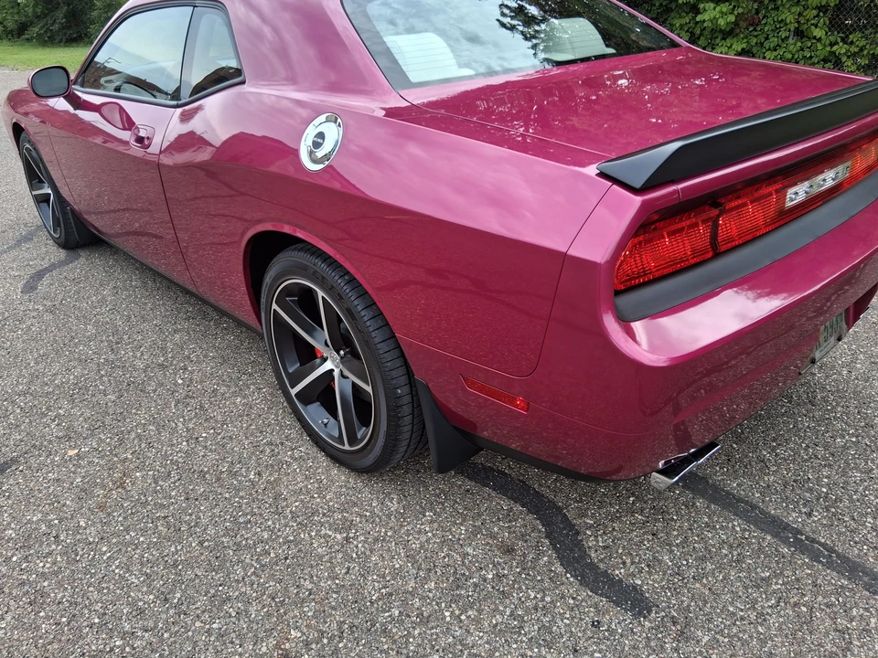 2010 Dodge Challenger SRT8 & 392 3rd Gen - Image 30 of 31