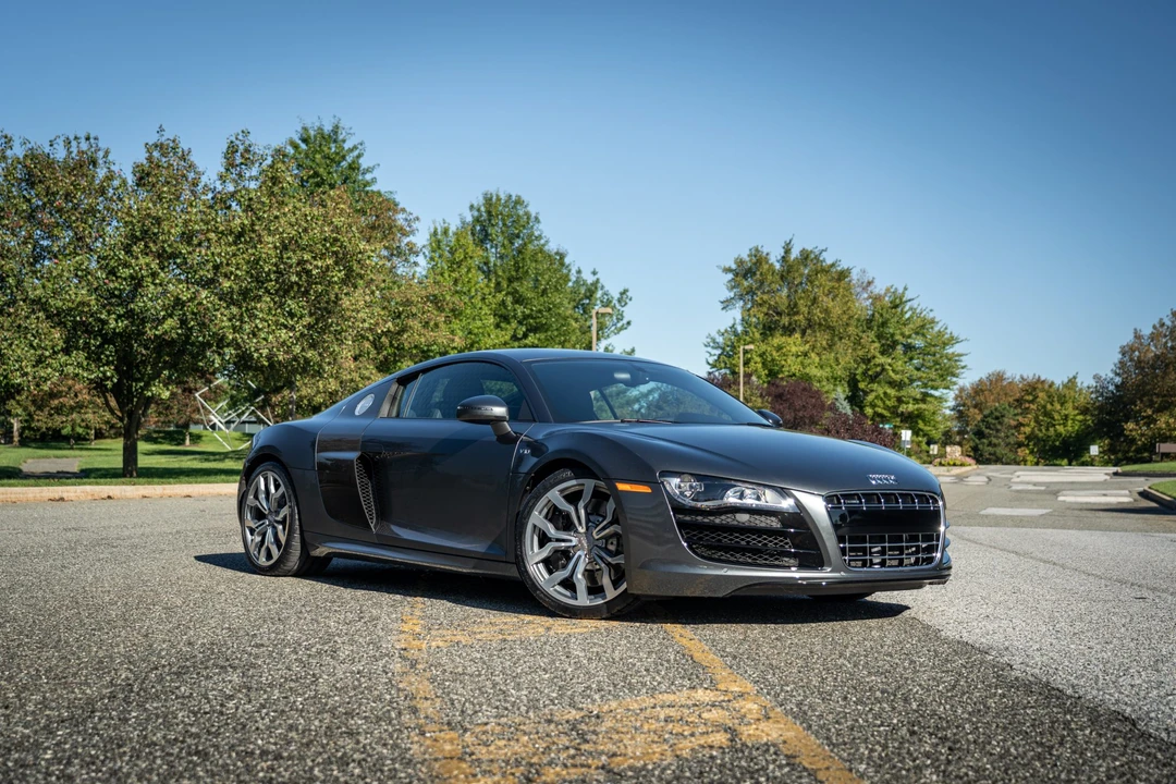2012 Audi 42 R8 - Image 8 of 31