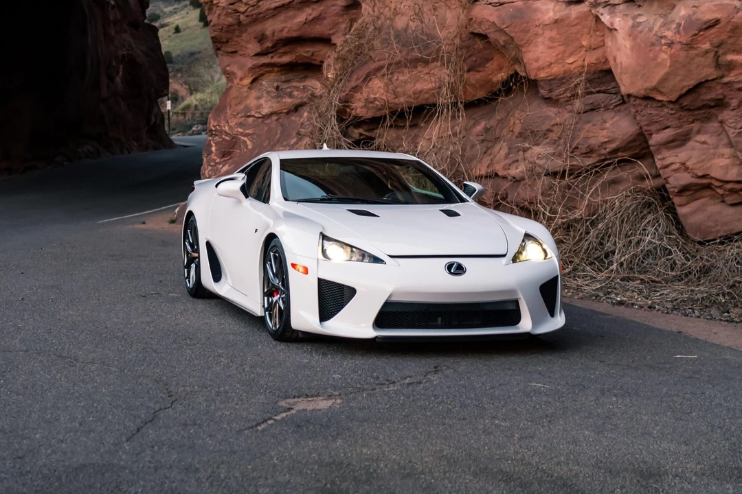 2012 Lexus LFA - Image 10 of 31