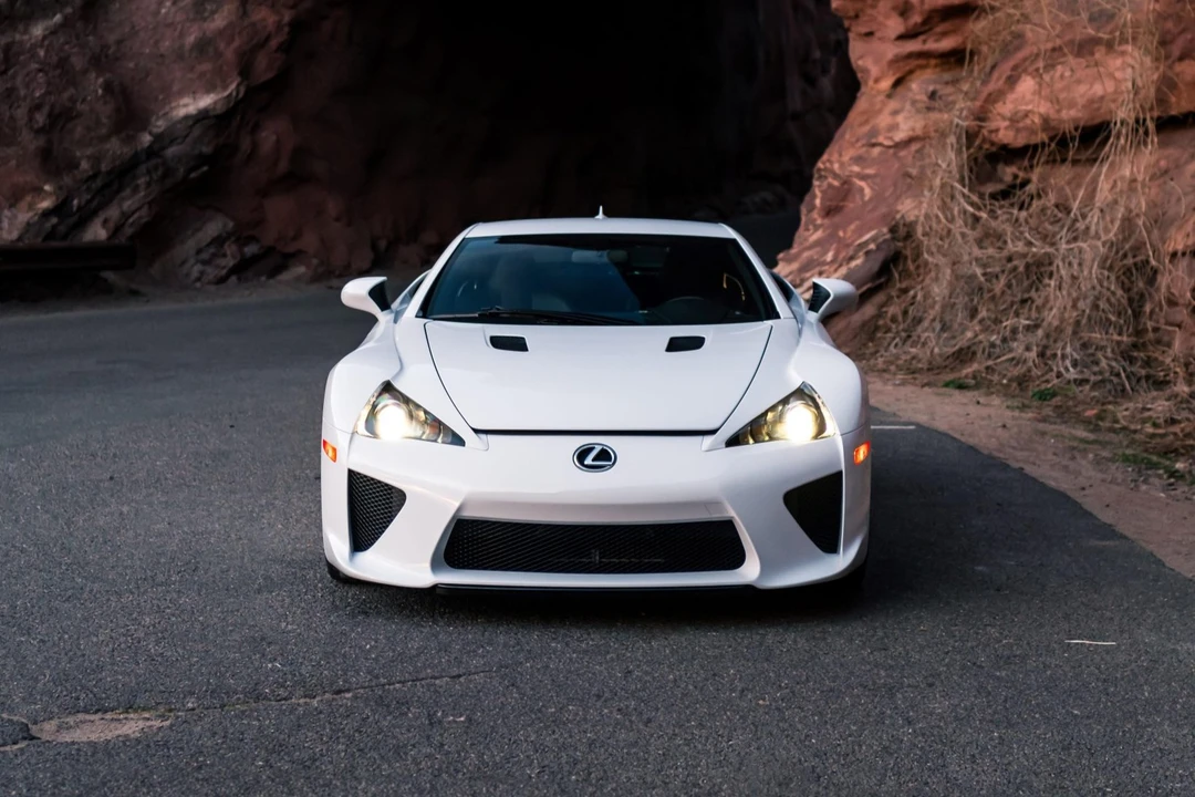 2012 Lexus LFA - Image 7 of 31