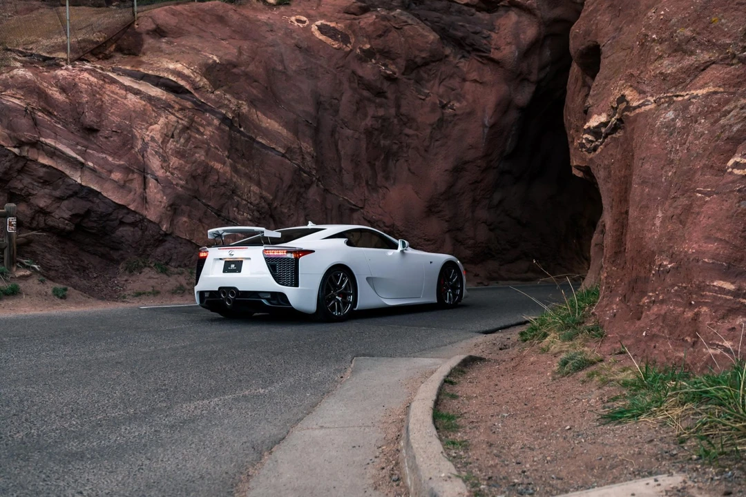 2012 Lexus LFA - Image 12 of 31