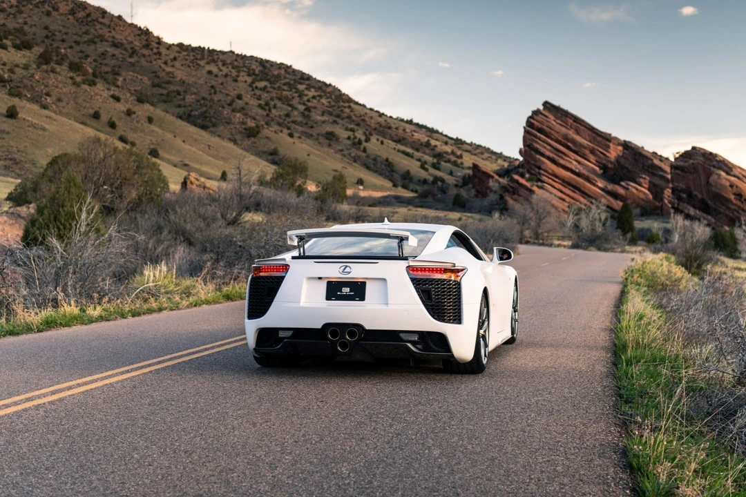 2012 Lexus LFA - Image 25 of 31